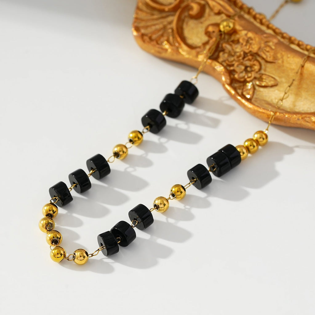 ROSARIO LG: Black Onyx and Gold Beaded Chain Anklet - MacroPanora