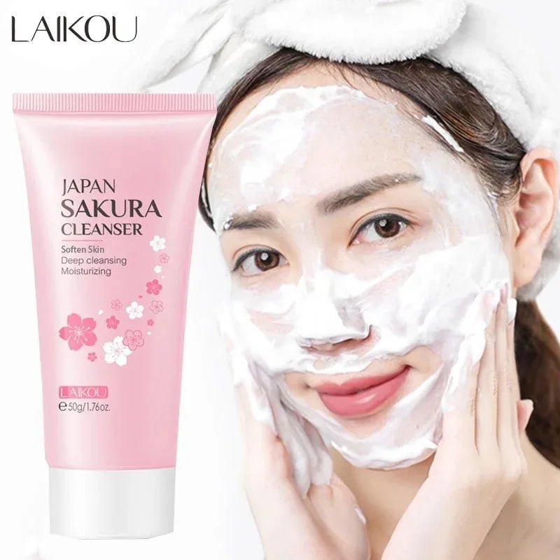 Sakura Whitening Facial Cleanser Foam - MacroPanora