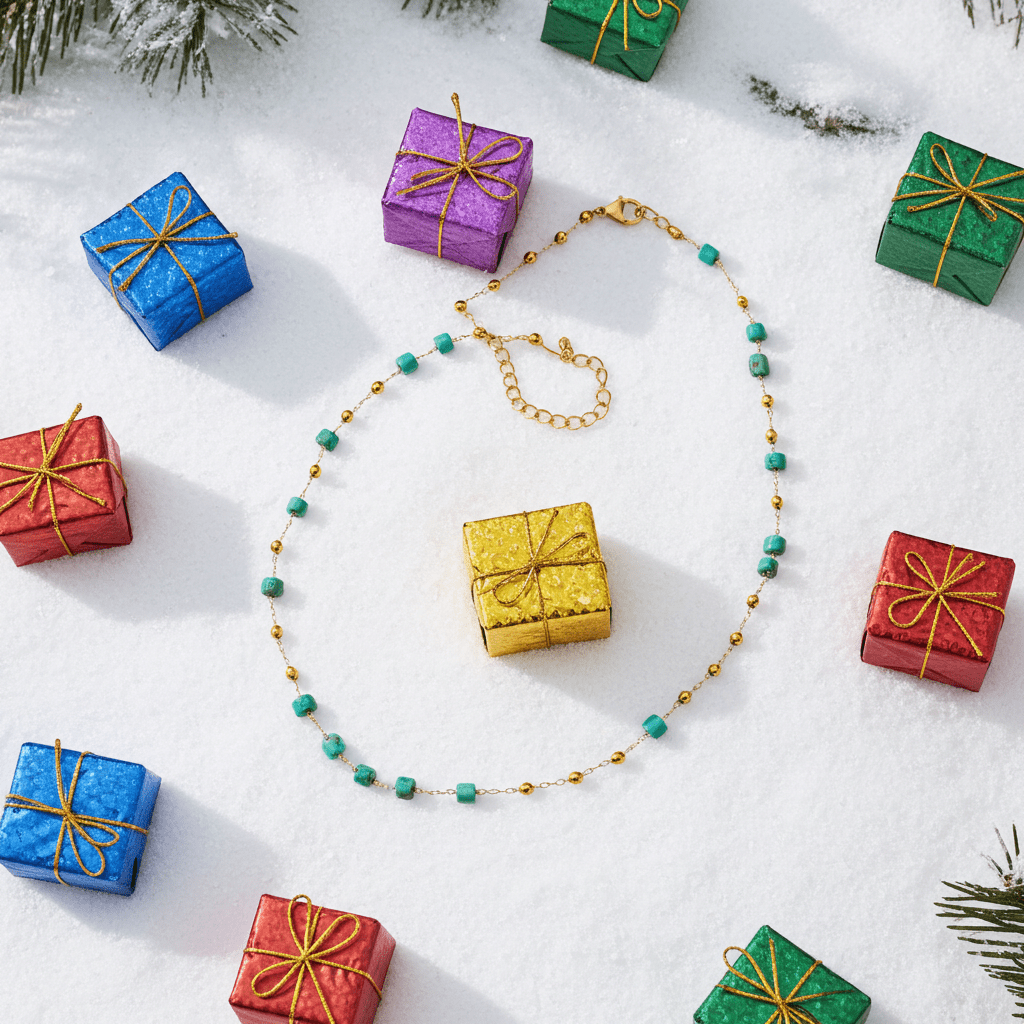 SANTA CRUZ Blue: Gold & Natural Stone Beaded Chain Necklace - MacroPanora