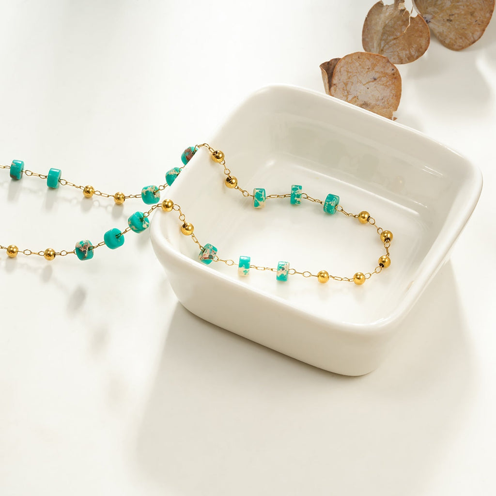 SANTA CRUZ Blue: Gold & Natural Stone Beaded Chain Necklace - MacroPanora