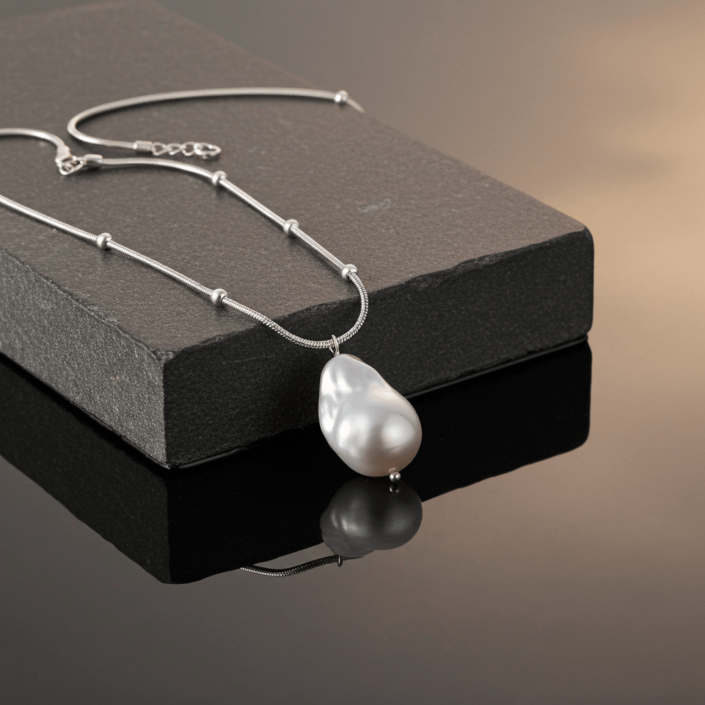 Sculptural Pearl Drop - MacroPanora