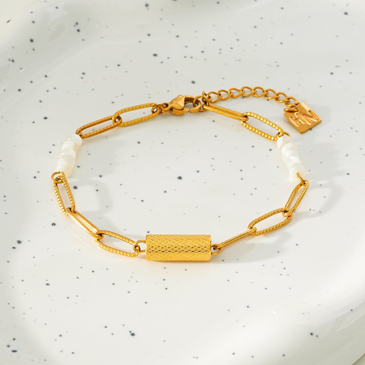 SEDONA Bracelet: Natural Shell & Gold Paper - Clip Chain Combination with an Art Deco Pendent - MacroPanora