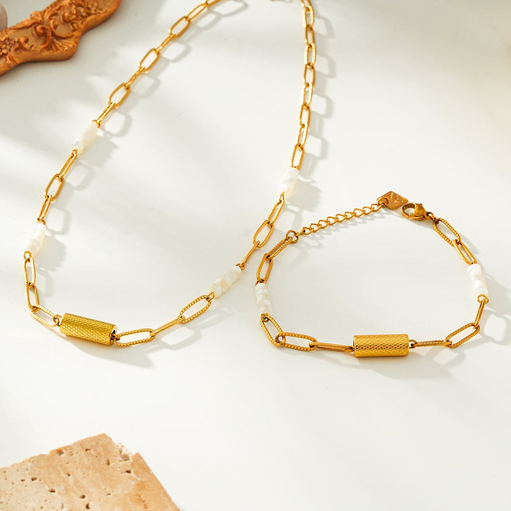 SEDONA Bracelet: Natural Shell & Gold Paper - Clip Chain Combination with an Art Deco Pendent - MacroPanora