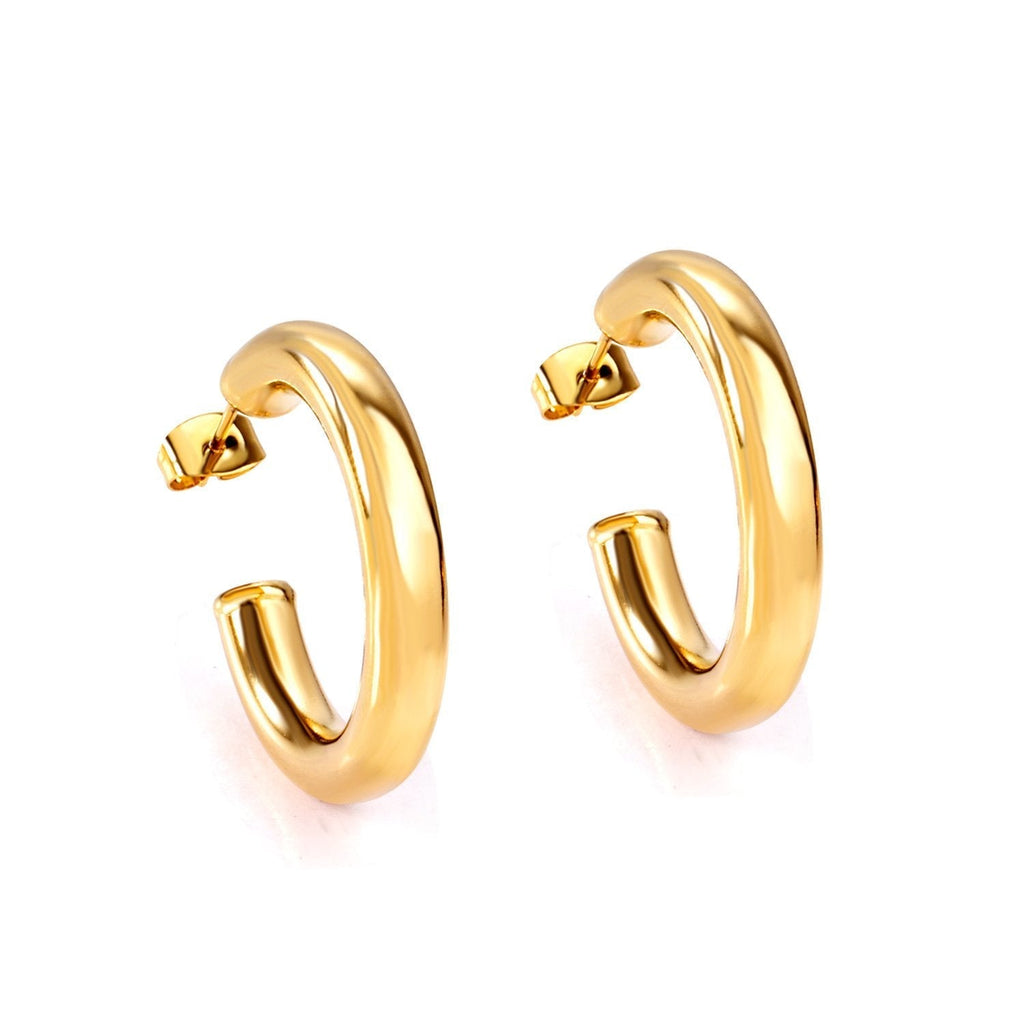 Sleek Crescent Studs - MacroPanora