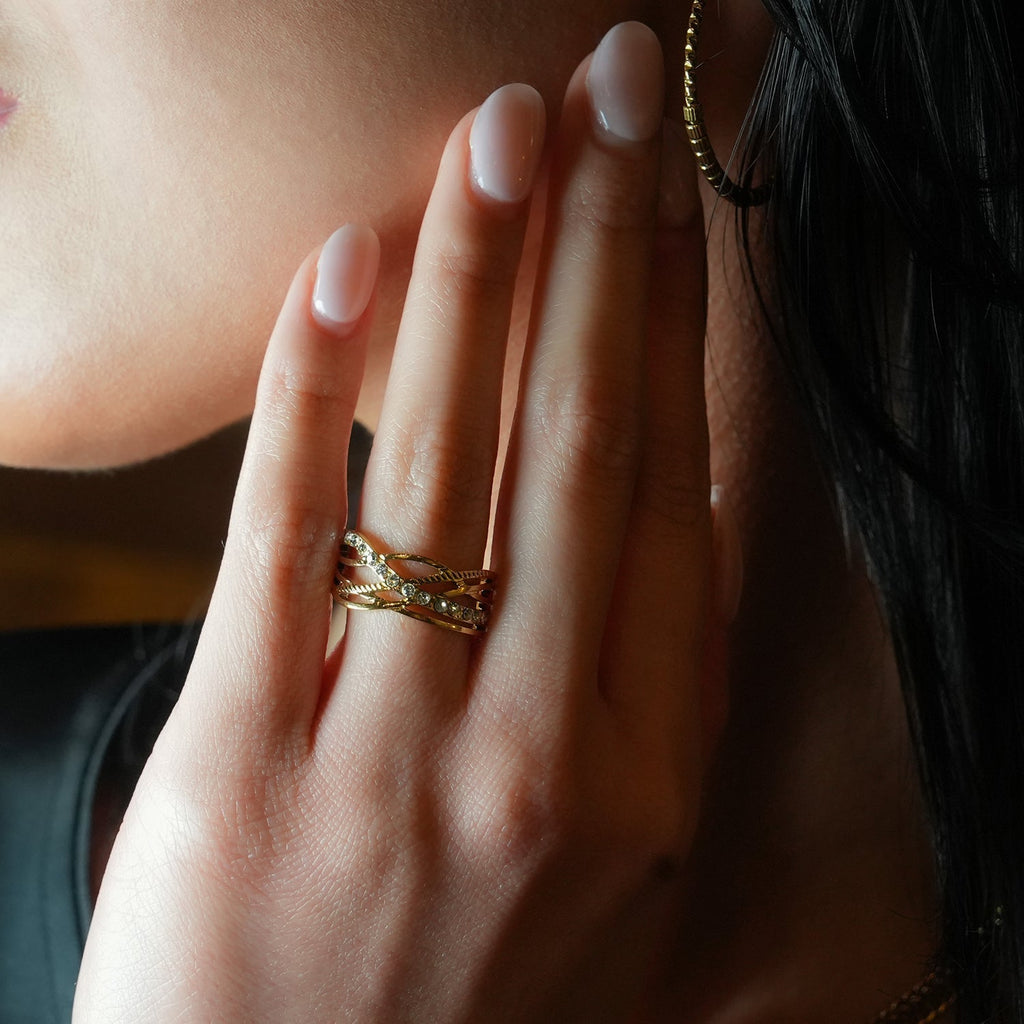 Style CORAZON: Cross Over Multi Stacked Zirconia Embedded Ring - MacroPanora