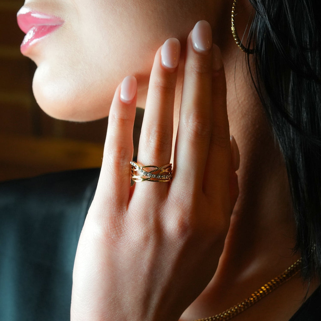 Style CORAZON: Cross Over Multi Stacked Zirconia Embedded Ring - MacroPanora
