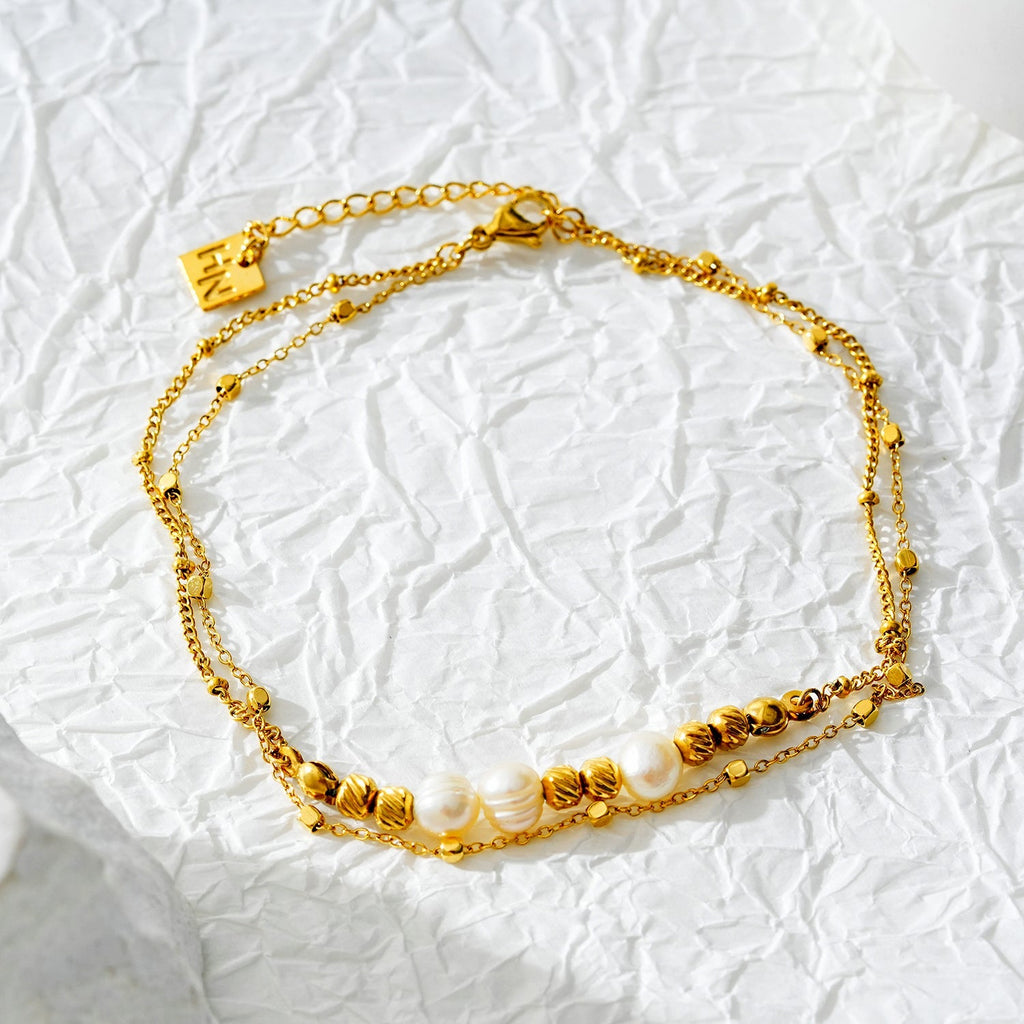 Style MARENTA LG: Gilded Harmony Chain Anklet with Gold Beads and Freshwater Pearls - MacroPanora