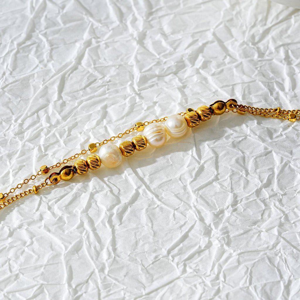 Style MARENTA LG: Gilded Harmony Chain Anklet with Gold Beads and Freshwater Pearls - MacroPanora