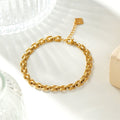 Style PROVINIA: Retro Watch Style Strap Bracelet in Gold - MacroPanora