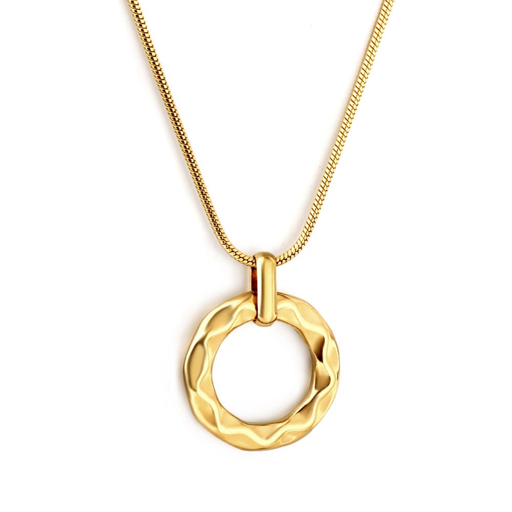 Textured Circle Cutout Pendant - MacroPanora