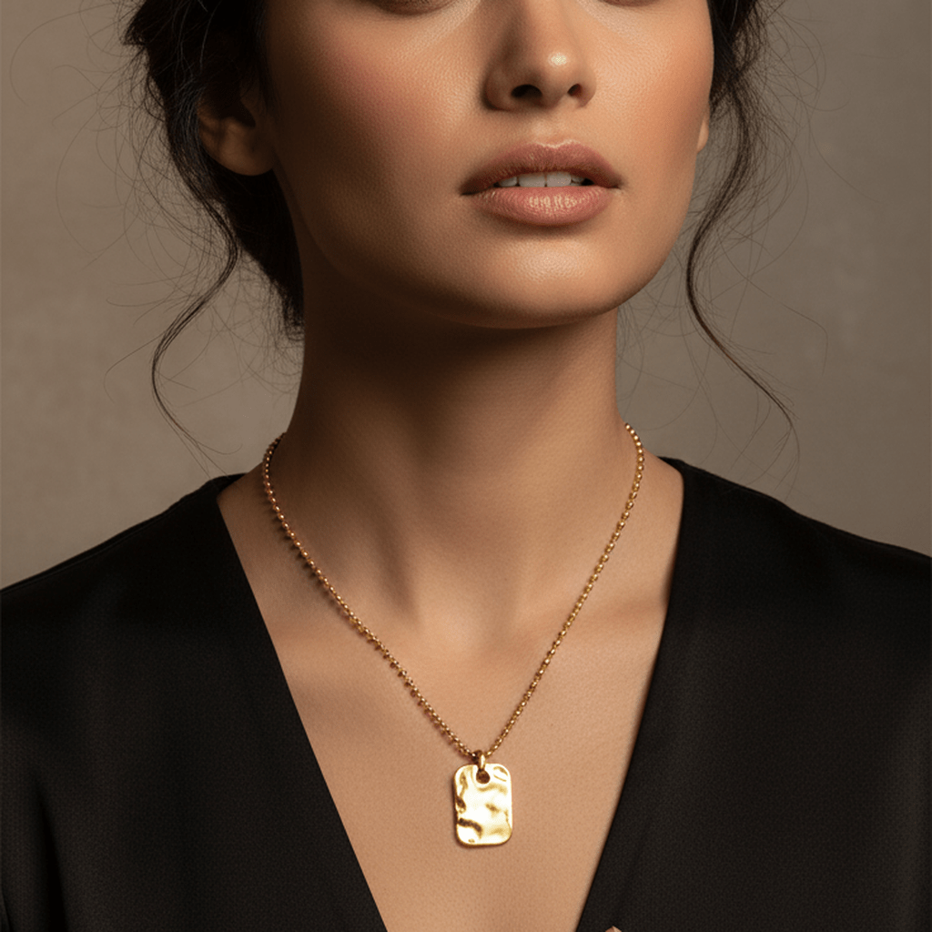 Timeless Coin Pendant Necklace - MacroPanora