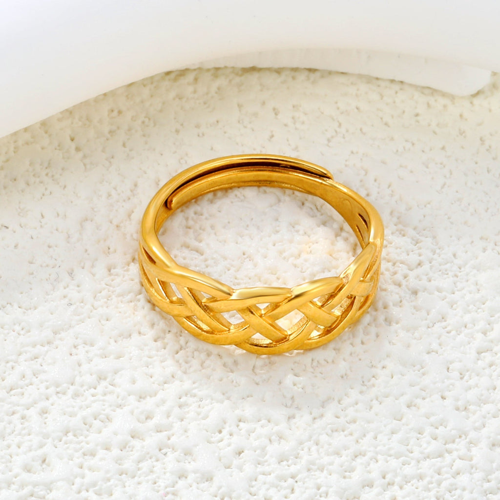 Weave Cross Lines Gold Ring - MacroPanora